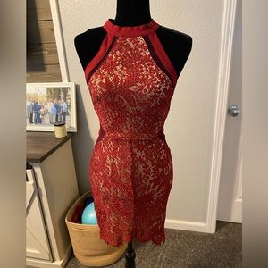 Burgundy lace cocktail dress, size M, great condition
